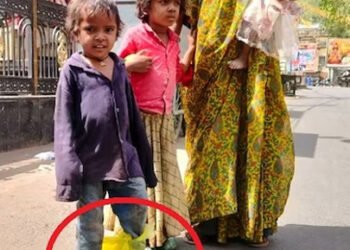 घेर लेने को जब भी बलाएं आ गईं, ढाल बनकर मां की दुआएं आ गईं’,