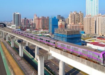 दिल्ली मेट्रो वीडियो वायरल