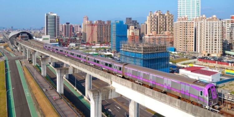 दिल्ली मेट्रो वीडियो वायरल