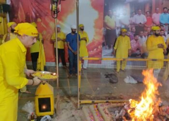 मां बगलामुखी धाम गुलमोहर सिटी में करवाया मां बगलामुखी दिव्य हवन यज्ञ