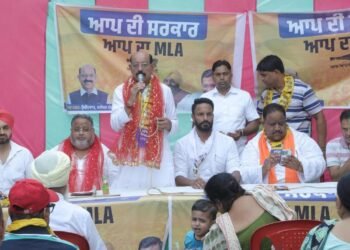 आम आदमी पार्टी के उम्मीदवार मोहिंदर भगत को मिल रहा जबरदस्त समर्थन