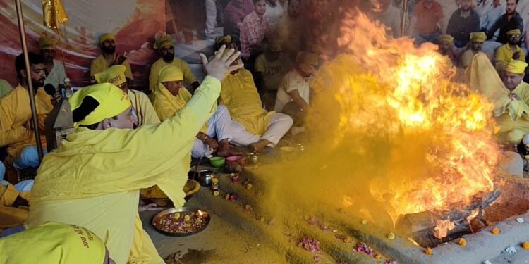 बुराई हमारे स्वभाव में आ गई तो हमारा पतन निश्चित-नवजीत भारद्वाज