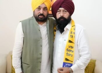 कमलजीत सिंह भाटिया ने एक बार फिर से थामा आम आदमी पार्टी का हाथ